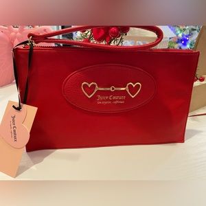 NWT!!! Juicy Couture Wristlet!!!